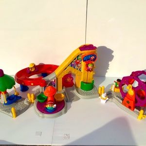 Little People Surprise Sounds Fun Park